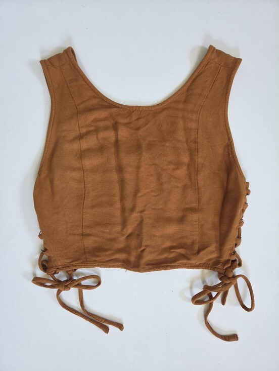 RVCA Tops - RVCA rust brown crop top with side tie detail sz S
